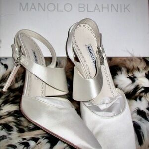 Manolo Blahnik Ivory Satin Heels